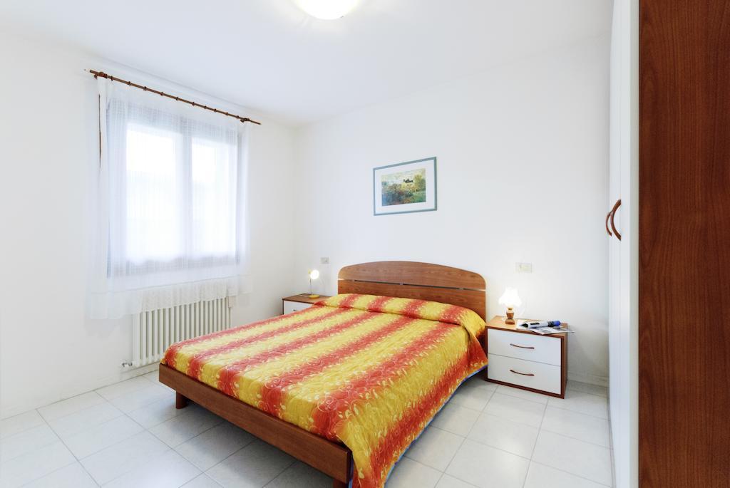 Villaggio Cristina Caorle Rum bild