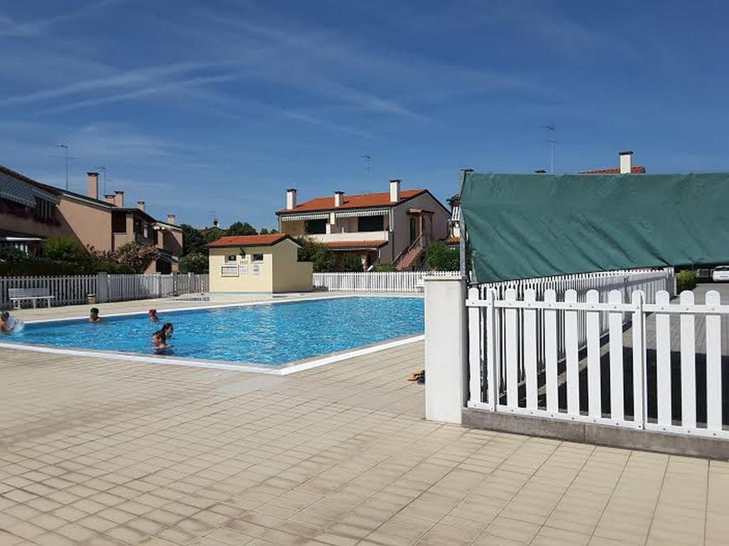 Villaggio Cristina Caorle Exteriör bild